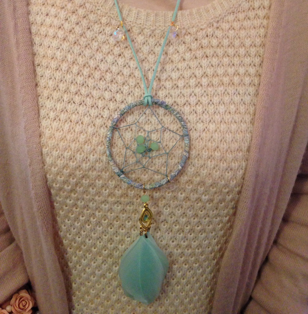 bijouterie draguignan-creation de bijoux var-lithotherapie paca-bijoux fantaisie france-personnalisation de bijoux cote d azur-bijoux de lithotherapie france