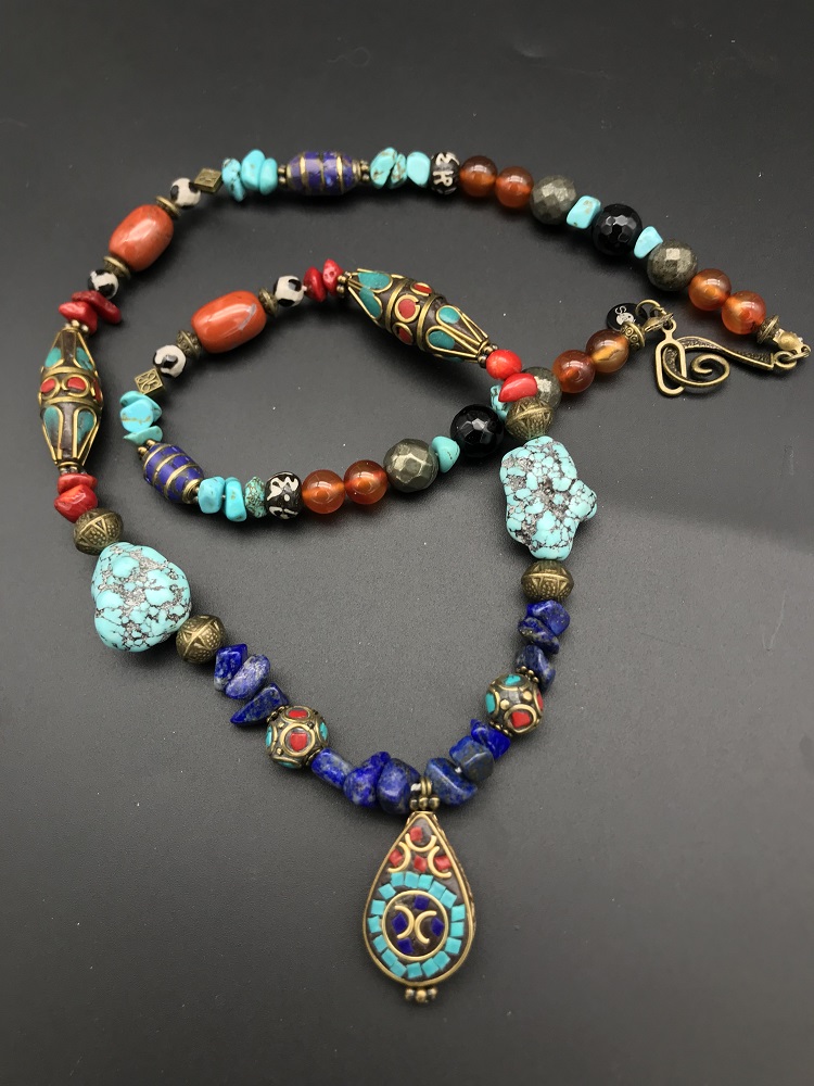 bijouterie draguignan-creation de bijoux var-lithotherapie paca-bijoux fantaisie france-personnalisation de bijoux cote d azur-bijoux de lithotherapie france